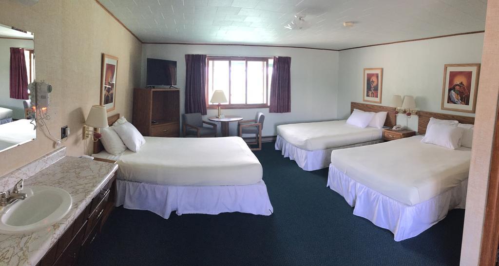 Dakota Cowboy Inn Custer Luaran gambar